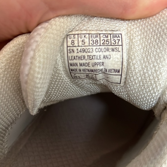 Very new never worn outside - Picture 3 of 3